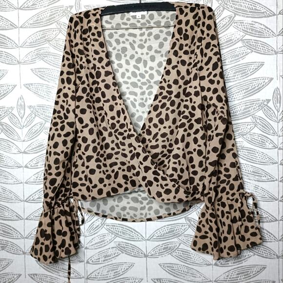 Superdown Madeline Surplice Top V Neck Bell Sleeve - Picture 1 of 5